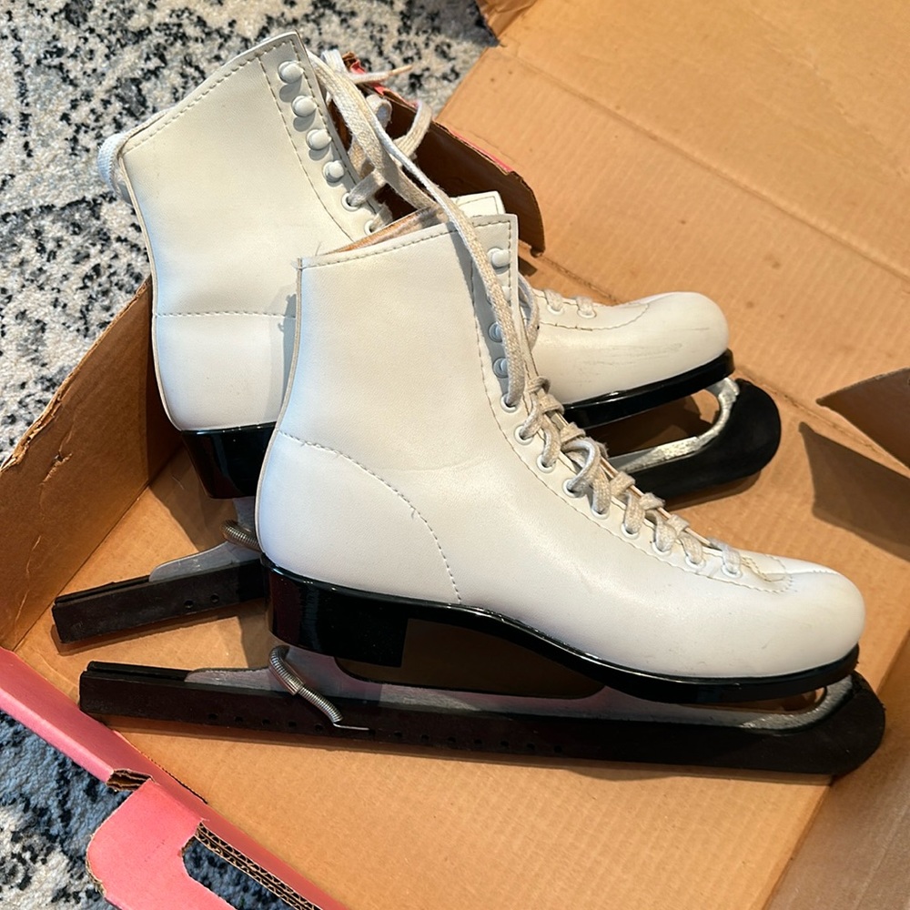Lange Aries SR Women’s Ice Skates